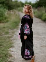 Чорне лляне плаття з вишивкою, арт. 4506